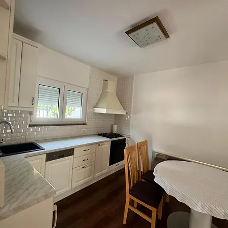 One Bedroom With Terrace Near Sea - Angela's Апартаменты *